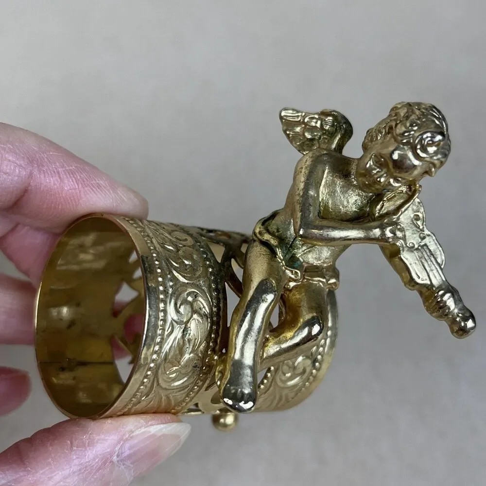 VTG 8pc Gold Tone Metal Angel Playing‎ Violin Filigree Napkin Ring Holder Signed